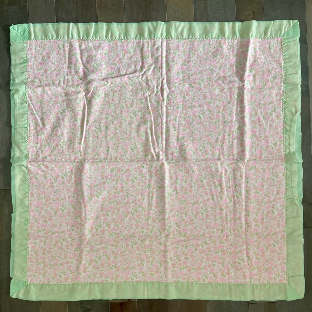 Vintage Floral Baby Blanket Pink Green Ruffle Satin Trim Receiving Swaddle 34x30